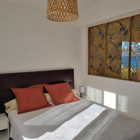 Bel Avec Vue Sur - Les Palmiers アパート Cagnano